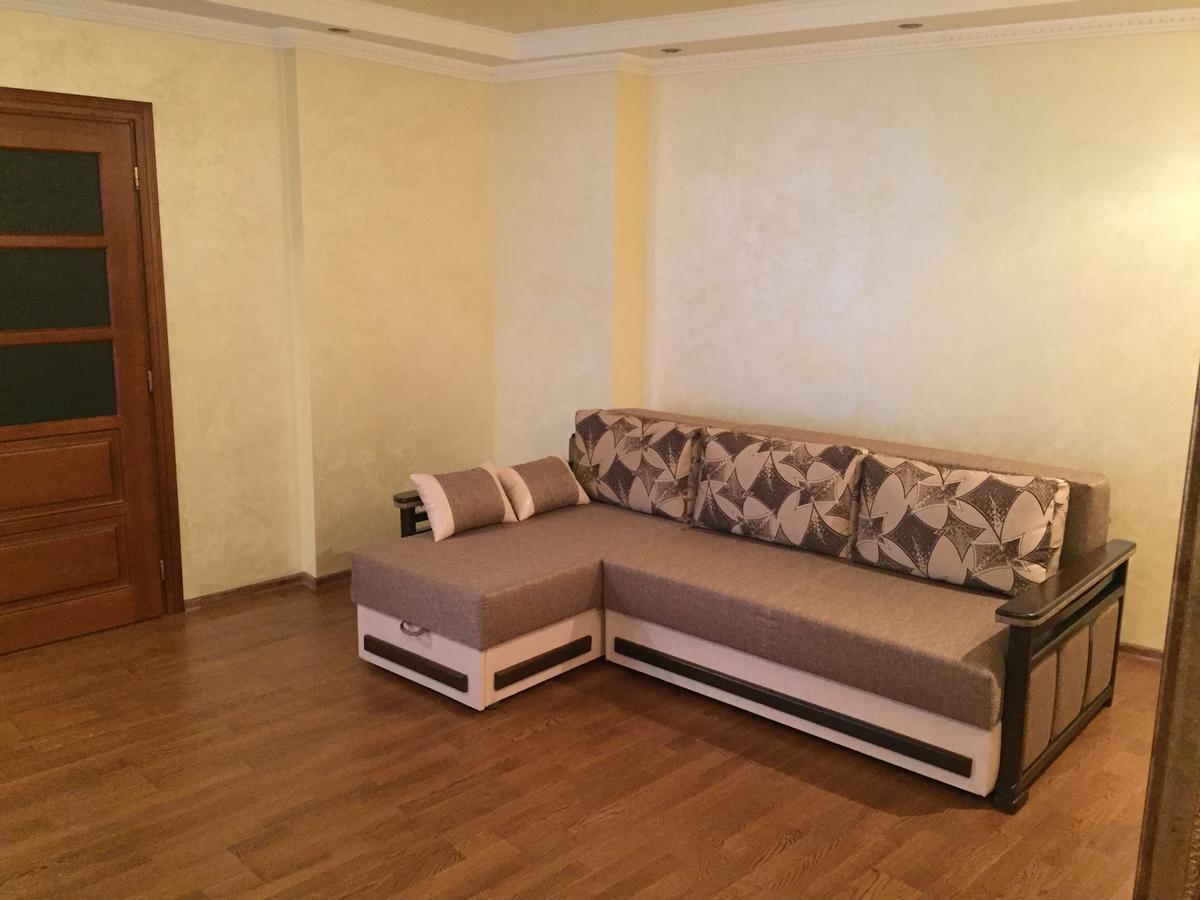 Apartment On Kostyushka 20 利沃夫 外观 照片